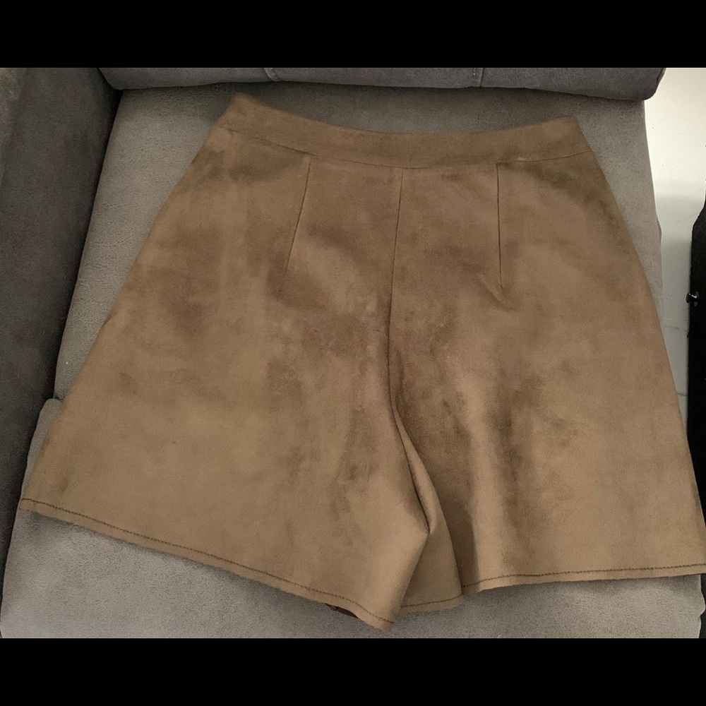 Shorts - Picture 2 of 2